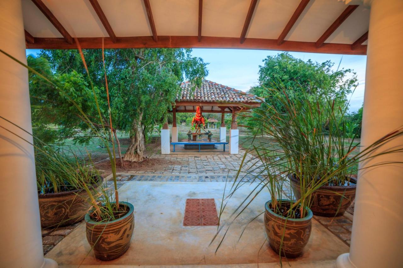 Treasure Rock Bed & Breakfast Киринда Екстериор снимка